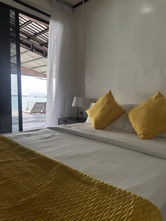 Family Villa 3 bedding and wood floors